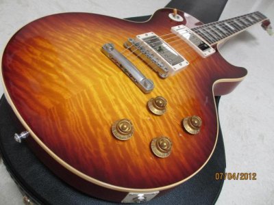 Custom Shop LP 59 historic Reissue - Scotchburst.jpg