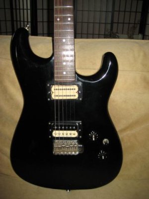 Fender MIJ Squier Strat 002.jpg