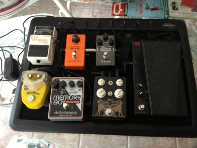 pedal2.jpg pedal2.jpg