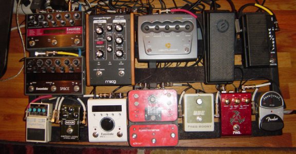 Board Pedals.jpg