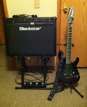 guitar_amp-121713.jpg