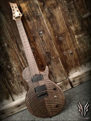 hufschmid-guitars-h7sc-highly-figured-bastogne-walnut-top-397856.jpg