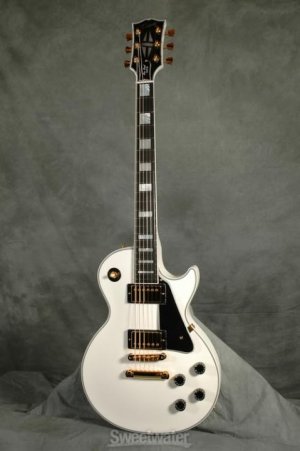 WhiteGibsonCustomLesPaul.jpg