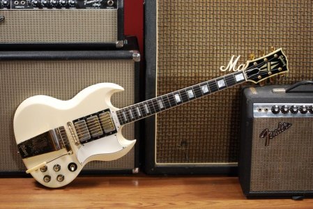 Gibson_sg_Custom_1963.jpg