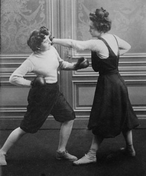Vintage_womens_boxing3.jpg