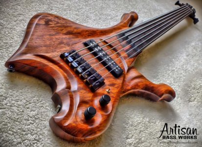 artisan-bass-works-mastino.jpg