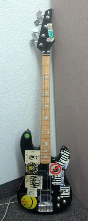 Bass01.jpg