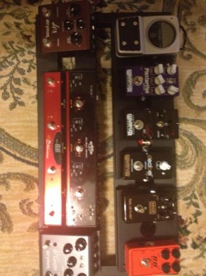 Pedal Board.jpg