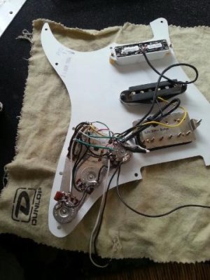 strat wiring.jpg