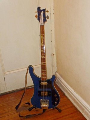 76 Rick 4001S_P1010324.jpg