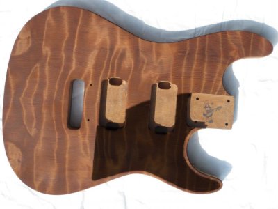 Warmoth%20Strat%201.jpg Warmoth%20Strat%201.jpg