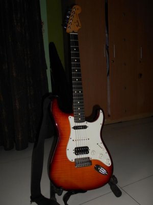 Sunburst-Strat-1.jpg