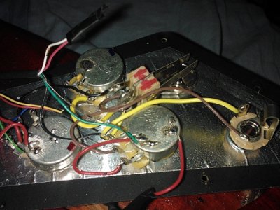 GIBSON FLYING V mini.jpg GIBSON FLYING V mini.jpg