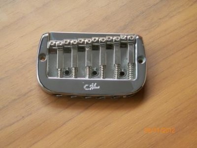 1354183692_460199988_2-GL-Saddle-Lock-Bridge-Bandung.jpg