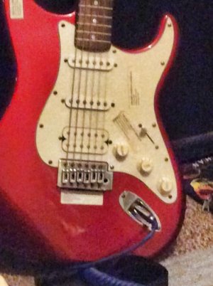 Squier CA Series Strat.jpg Squier CA Series Strat.jpg
