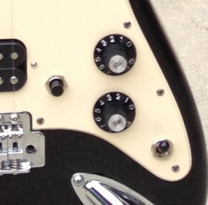 Controls01.JPG Controls01.JPG