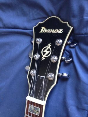 Ibanez Artcore AS83 (08).jpg