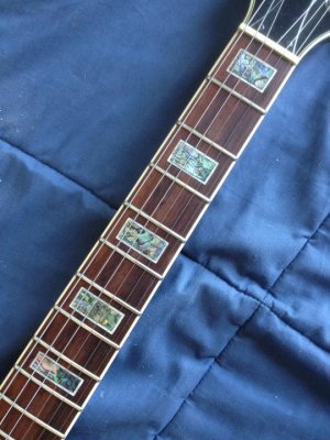 Ibanez Artcore AS83 (09).jpg