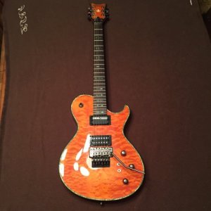 Schecter.jpg Schecter.jpg