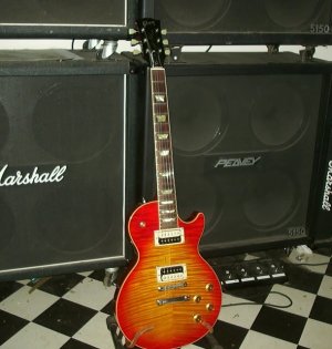 Gibson Les Paul Classic Premium Plus Cherry Sunburst01.jpg
