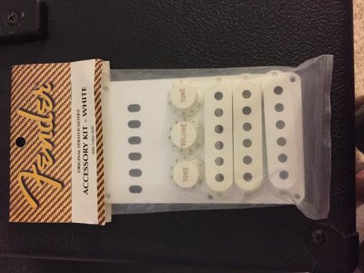 Fender Acc.jpg Fender Acc.jpg