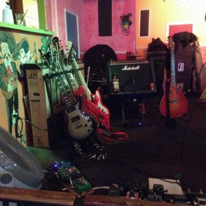 IMG_1494.jpg IMG_1494.jpg