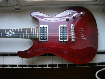 !!!ibanez-sz520qm-524193.jpg