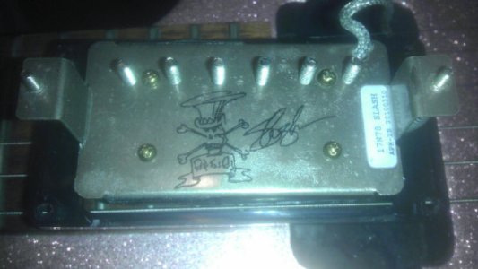 Slash-Pro_small.jpg Slash-Pro_small.jpg