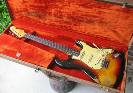 1my1963strat.jpg