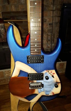 Ibanez Front Closeup.jpg Ibanez Front Closeup.jpg