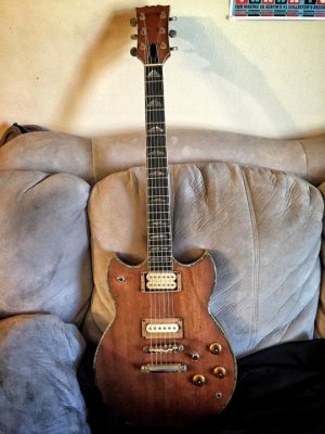 Yamaha SG.jpg