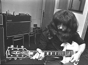 Tony-Iommi-Black-Sabbath-1969.jpg
