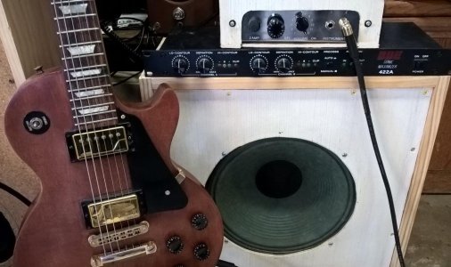ampspeaker.jpg