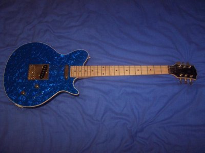 Whole guitar, front.jpg