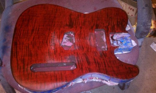 redtele02.jpg