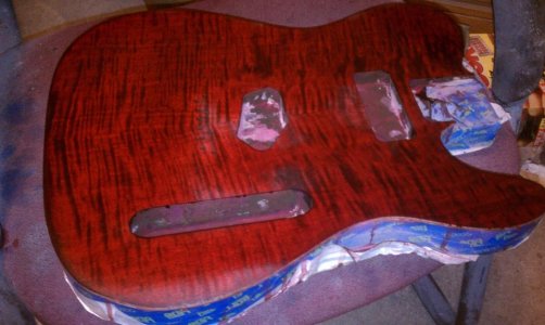 redtele03.jpg