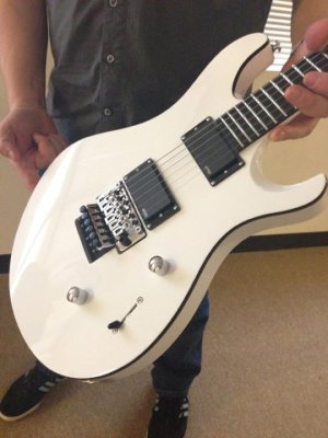torero_white2.jpg