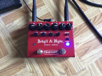 Truetone Jeckyl & Hyde V3 - HOLY SNOT BALLS BATMAN!!! | Seymour