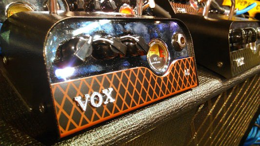 VOX-MV50-2.jpg