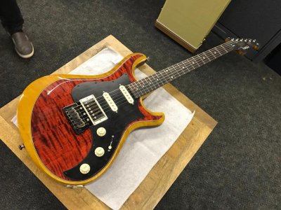 Namm knaggs guitar.jpg