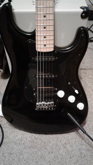Pawn shop HSS Strat 2.jpg Pawn shop HSS Strat 2.jpg