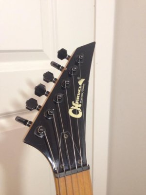Charvel_Model_1_head_front.jpg
