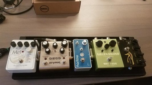 Pedal board May 2017.jpg