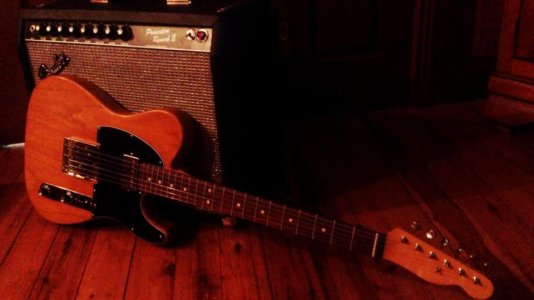 tele.jpg tele.jpg