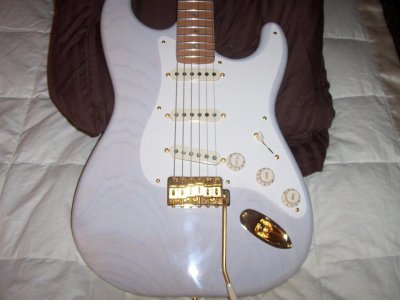 Pickguard 015.jpg
