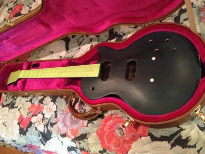 Gibson LPS 1.jpg Gibson LPS 1.jpg