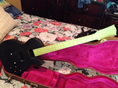 Gibson LPS 2.jpg Gibson LPS 2.jpg