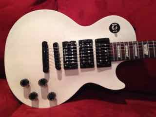 Les Paulocaster (1).jpg