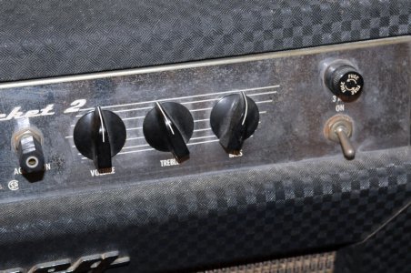 Ampeg Amp ..JPG