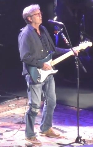 Eric-Clapton-Solo-MSG-9-7-17.jpg